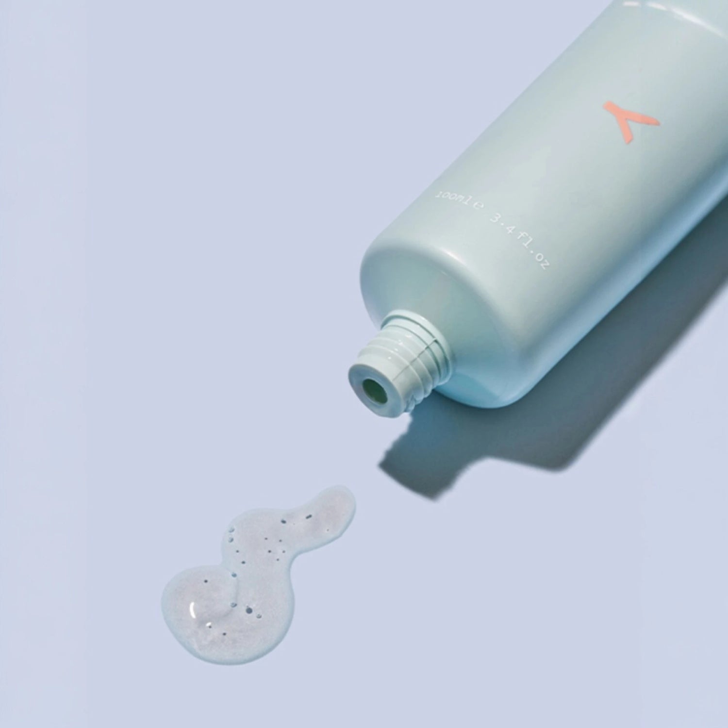 肮脏的乳胶凝胶清洁剂