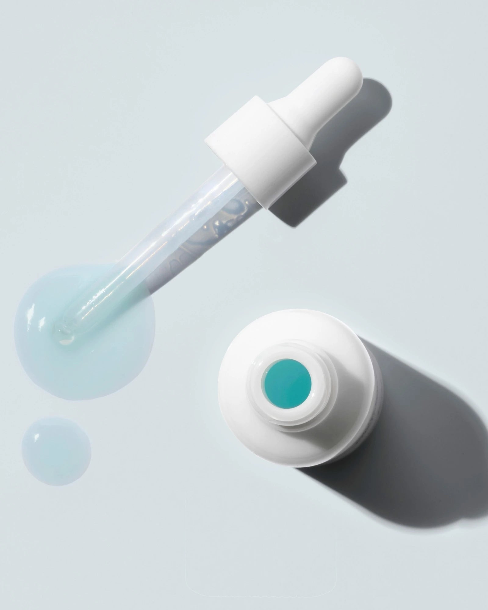 白茶植物視黃醇精華