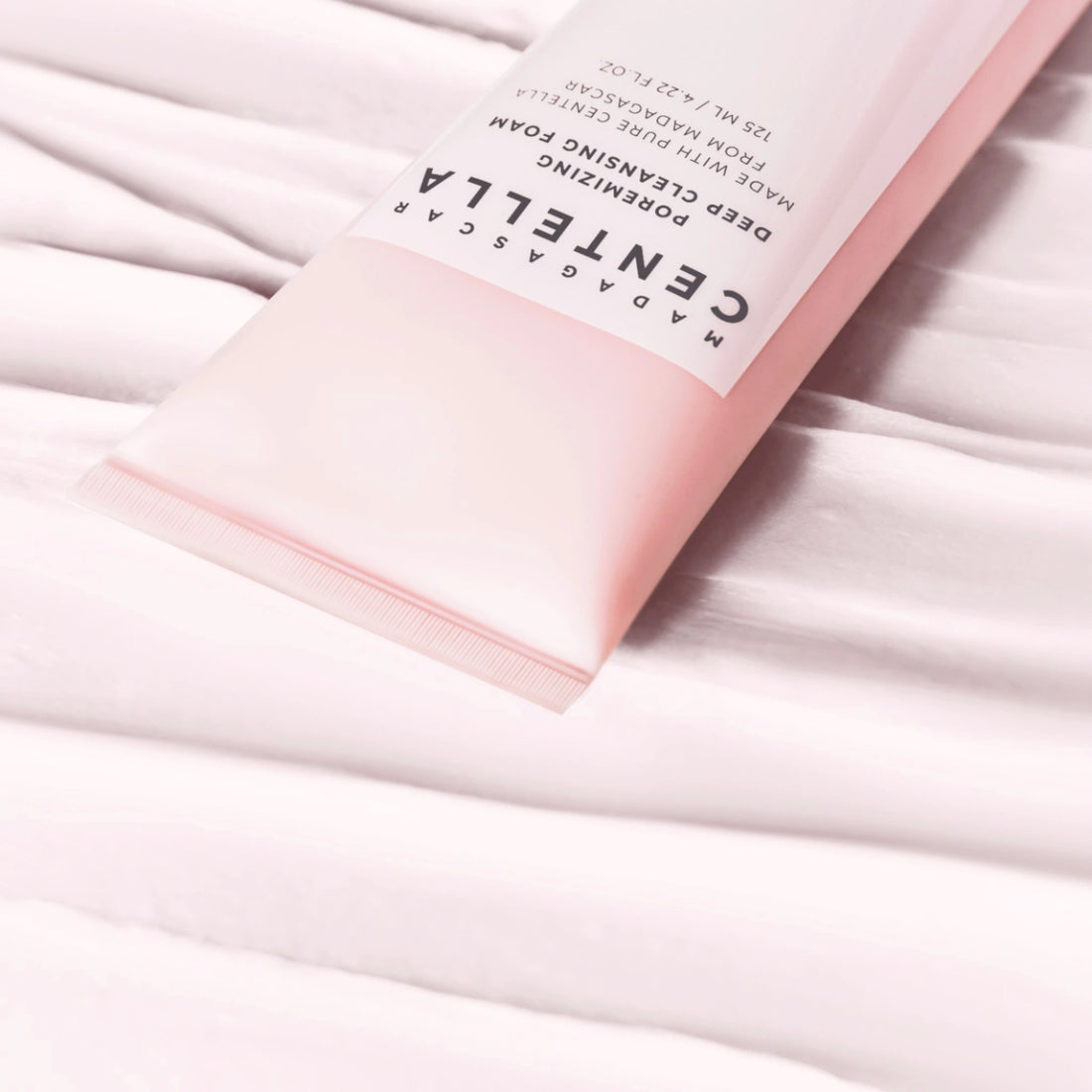 Poremizing cleansing foam