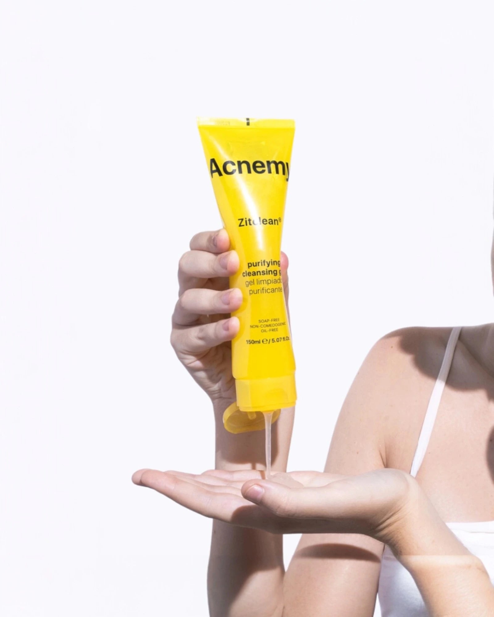 深清潔的臉部凝膠