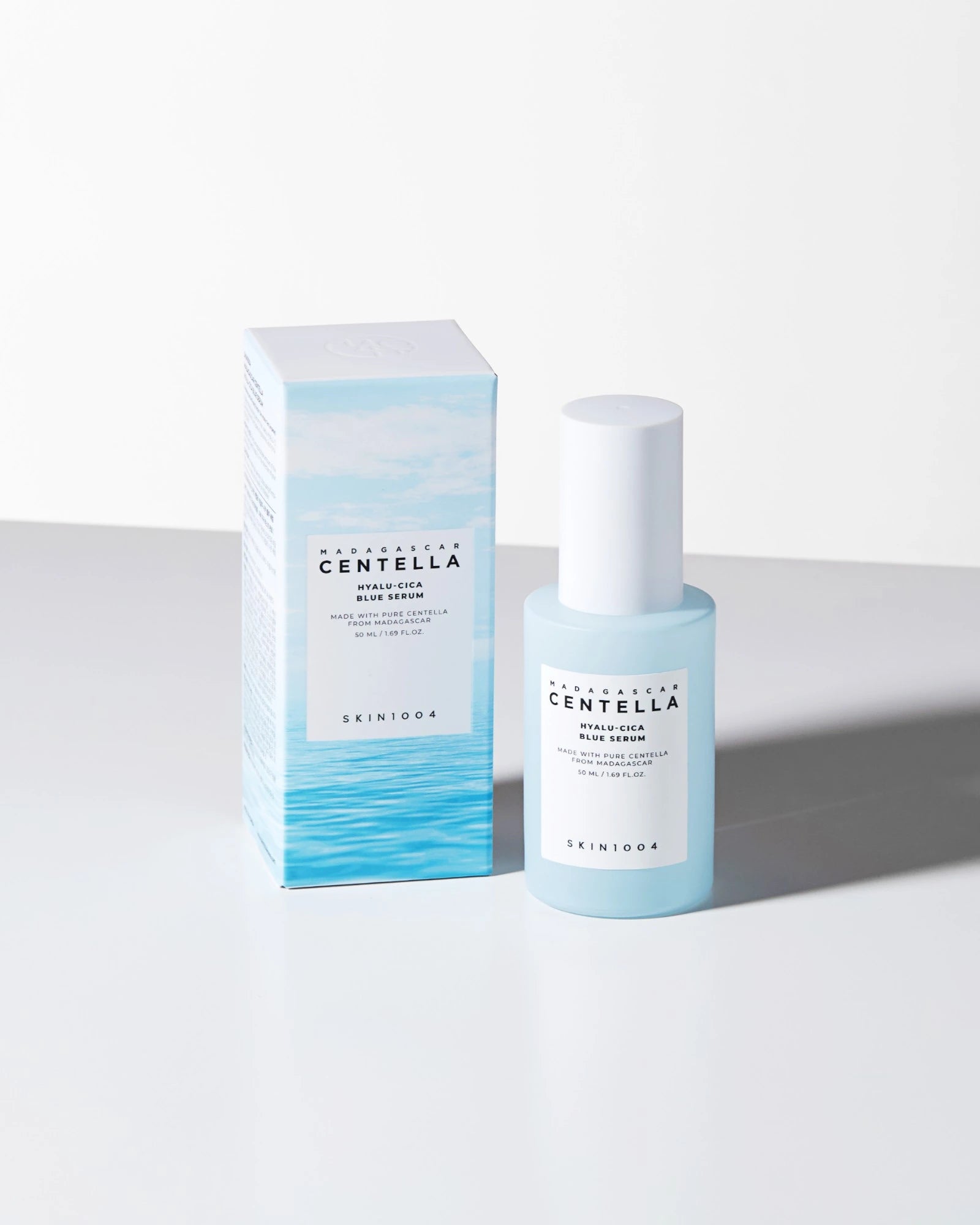 積雪草玻尿酸藍色修護精華