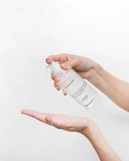 Cleanser na batay sa langis