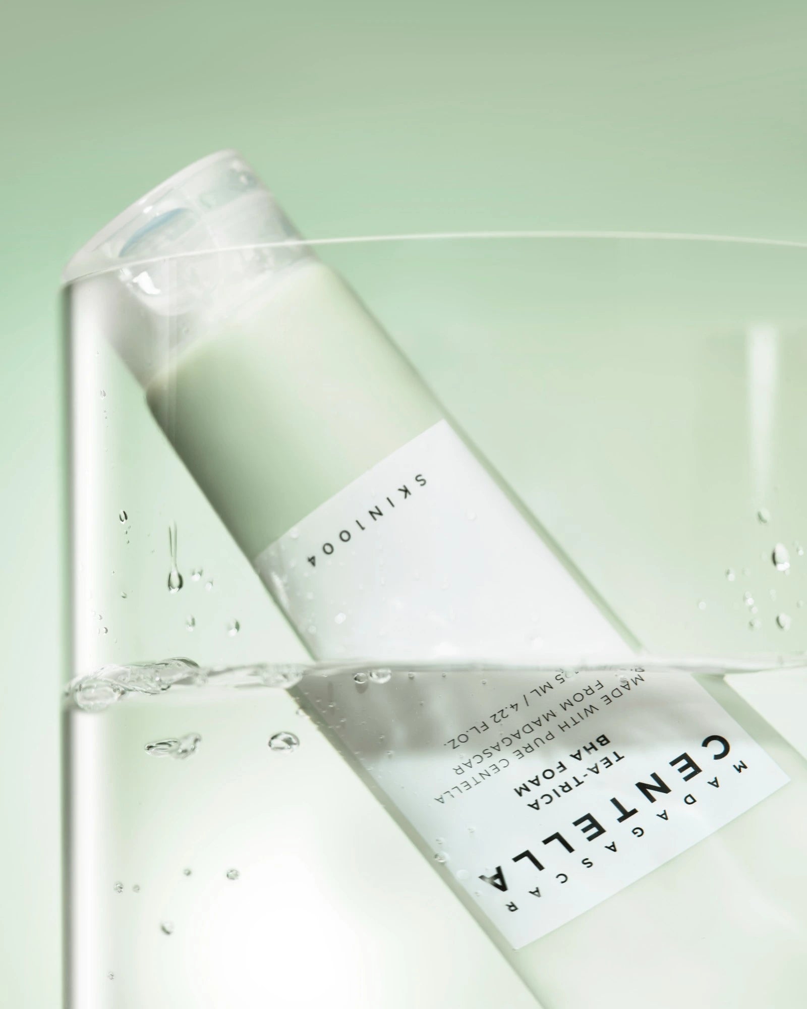 Tea-Trica 水杨酸泡沫洁面