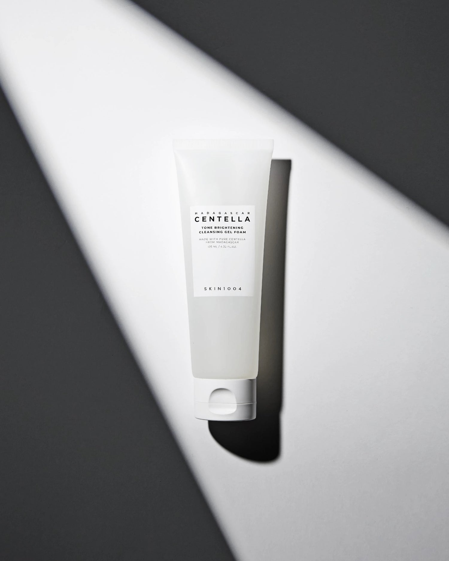 透亮洁面凝胶泡沫