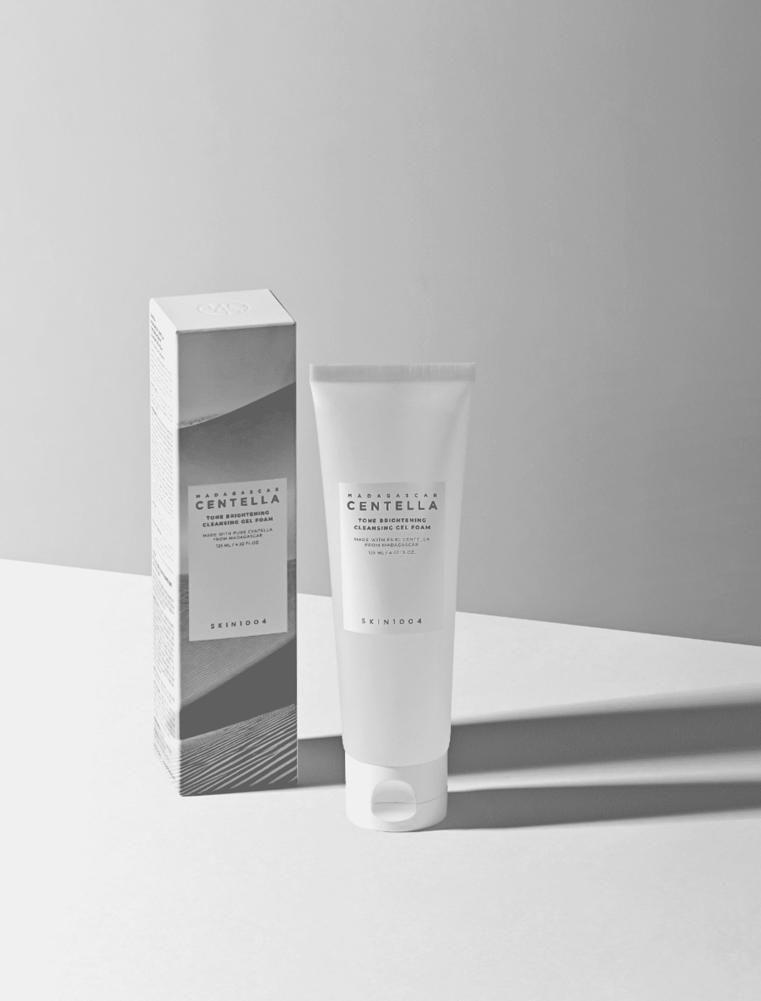 Brightening cleansing gel
